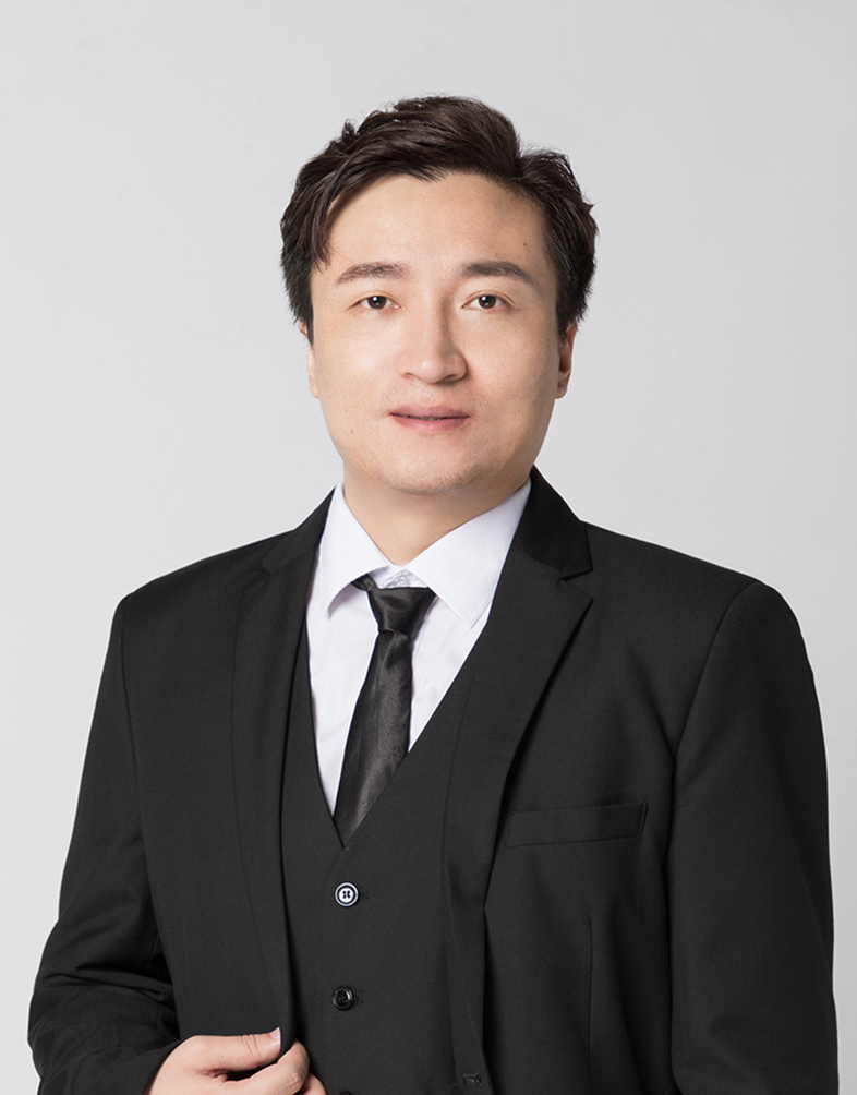 李